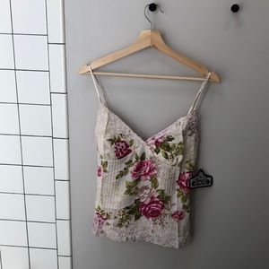 Women’s Spaghetti lace trim top MEDIUM